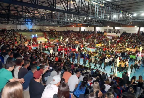 Decisões no futsal fecham os Jogos Escolares em Apucarana