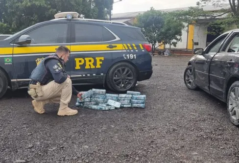 Imagem descritiva da notícia PRF apreende cocaína avaliada em R$ 3,5 mi 
em Arapongas
