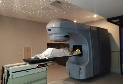 Imagem descritiva da notícia Aumento de casos de câncer em pacientes jovens gera alerta