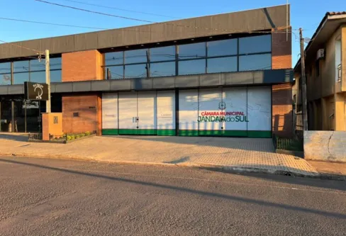 Imagem descritiva da notícia Câmara de Jandaia do Sul vota pedido de cassação do prefeito