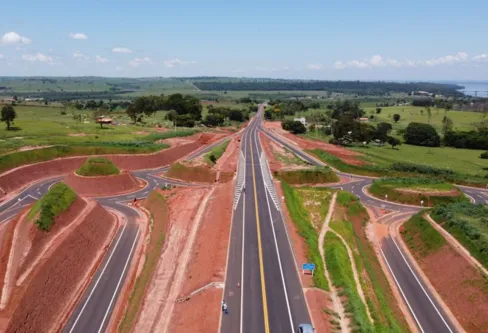 Imagem descritiva da notícia PAC lançado pelo governo federal prevê 61 obras em cidades da região