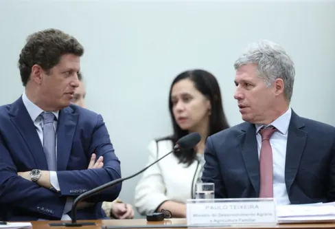Imagem descritiva da notícia Governo Lula vai retomar a reforma agrária, diz ministro
