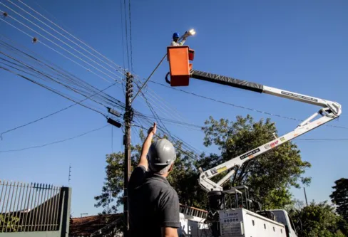Imagem descritiva da notícia Prefeitura finaliza modernização da iluminação do Jardim Catuaí