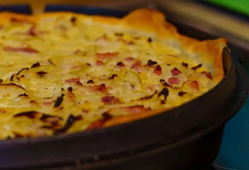 Imagem descritiva da notícia Torta cremosa de catupiry e presunto é sucesso a qualquer hora