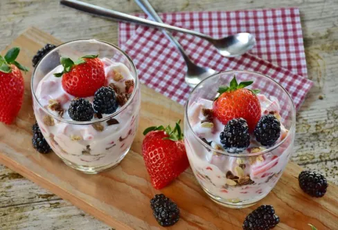 Imagem descritiva da notícia Mousse de kefir de morango é opção de sobremesa para o fim de semana