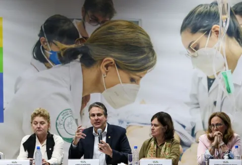 Imagem descritiva da notícia Regionais de Saúde de Ivaiporã e Apucarana são pré-selecionadas para receber curso de medicina