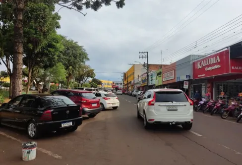 Imagem descritiva da notícia Projeto Compra Ivaiporã
incentiva participação em licitações municipais