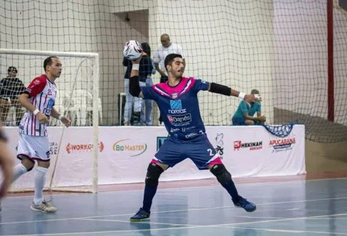 Imagem descritiva da notícia Apucarana Futsal faz 1º jogo das quartas contra o Medianeira