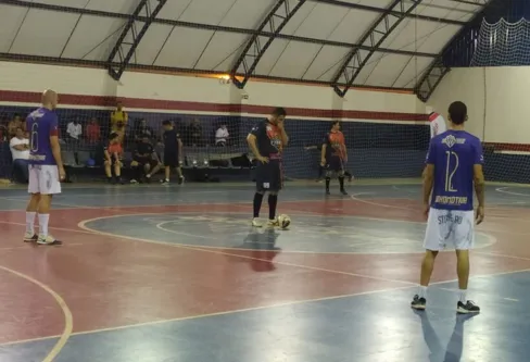 Imagem descritiva da notícia Copa Apucarana de Futsal tem a fase semifinal nesta sexta-feira