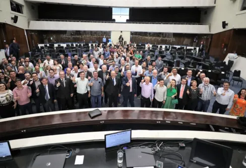Imagem descritiva da notícia Assembleia Legislativa instala frente em defesa dos municípios do Paraná