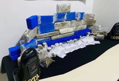 Imagem descritiva da notícia Rotam apreende 20 kg de maconha em Apucarana