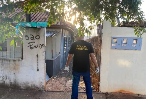 Imagem descritiva da notícia Dois homens são assassinados a golpes de faca na Vila Formosa