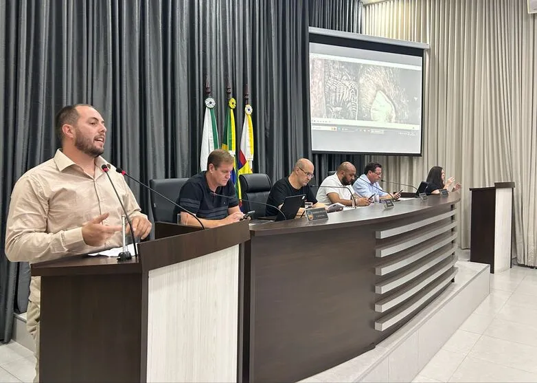 Imagem descritiva da notícia Câmara de Apucarana apoia projeto de controle de javalis