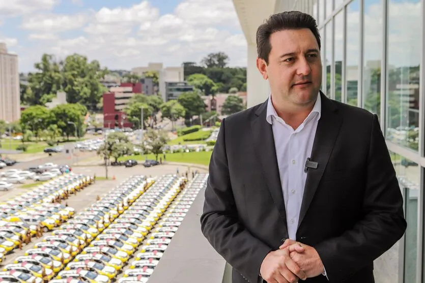 Curitiba, 12 de dezembro de 2023 - O governador Carlos Massa Ratinho Jr., entregou à Polícia Militar 100 viaturas semiblindadas e 42 para a patrulha rural.