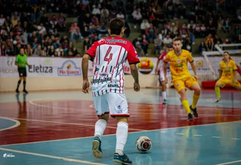 Imagem descritiva da notícia Apucarana pode retornar para a Série Ouro de Futsal após 25 anos