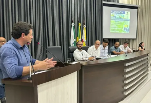 Imagem descritiva da notícia Prefeito de Apucarana admite oferta
do canabidiol na saúde municipal