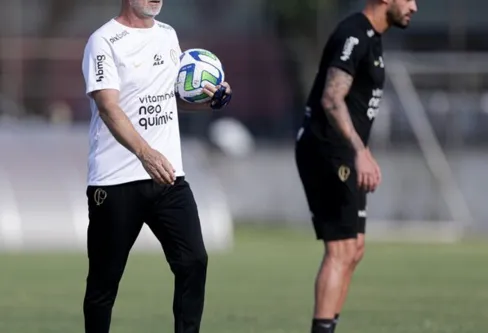 Imagem descritiva da notícia Santos e Corinthians dependem só de si para escapar da degola