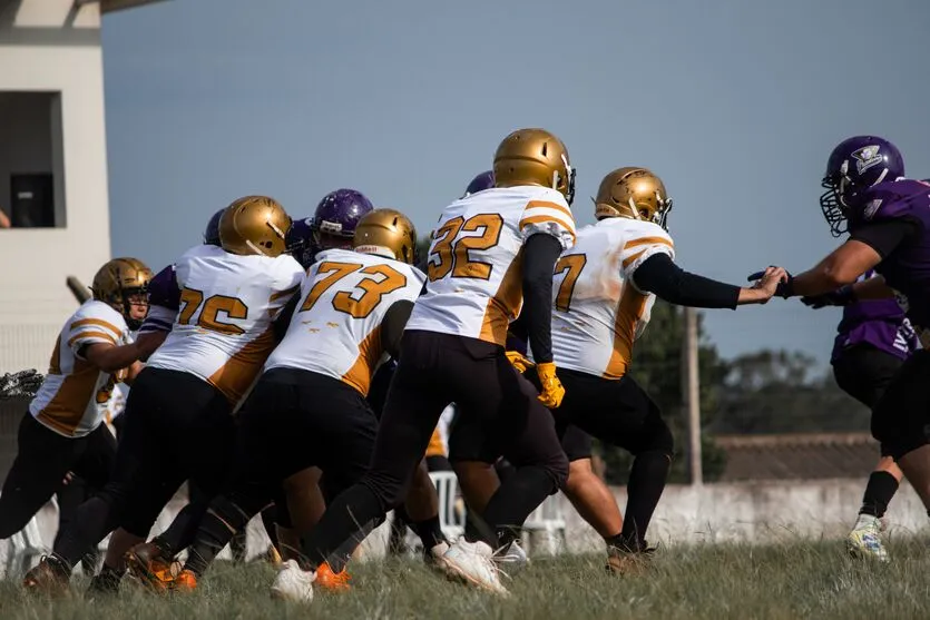 Imagem descritiva da notícia Equipe de futebol americano atrai torcedores em Arapongas