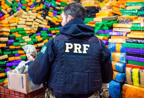 Imagem descritiva da notícia PRF registra recorde histórico de apreensões de drogas em 2023