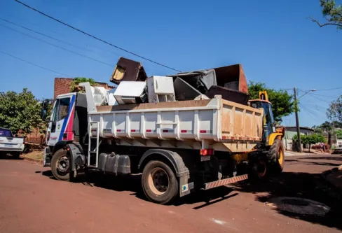 Imagem descritiva da notícia Mutirão de limpeza da Prefeitura segue hoje para região do Solo Sagrado