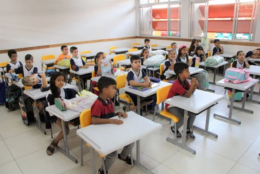 Imagem descritiva da notícia Ano letivo começa para onze mil alunos em Arapongas