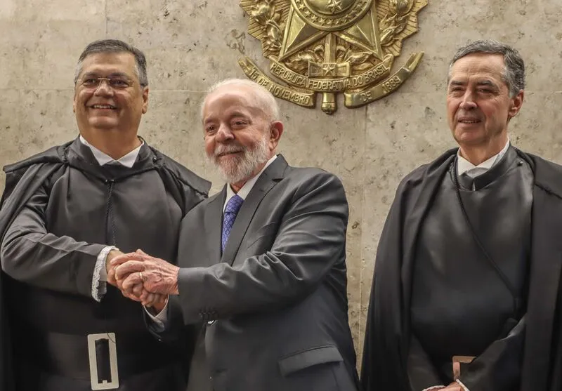 Imagem descritiva da notícia Indicado por Lula, Flávio Dino assume como ministro do STF
