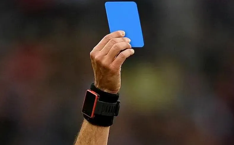 Imagem descritiva da notícia Cartão azul será testado e prevê suspensão temporária na partida