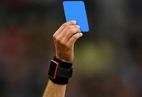 Imagem descritiva da notícia Cartão azul será testado e prevê suspensão temporária na partida