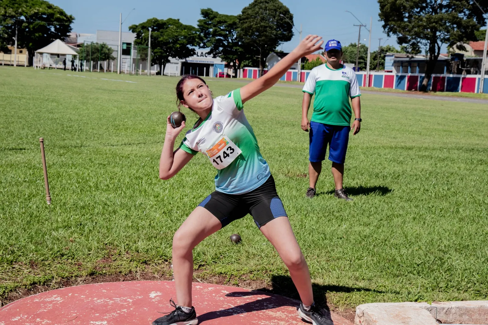 Imagem descritiva da notícia Apucarana conquista 25 medalhas no festival estadual de atletismo