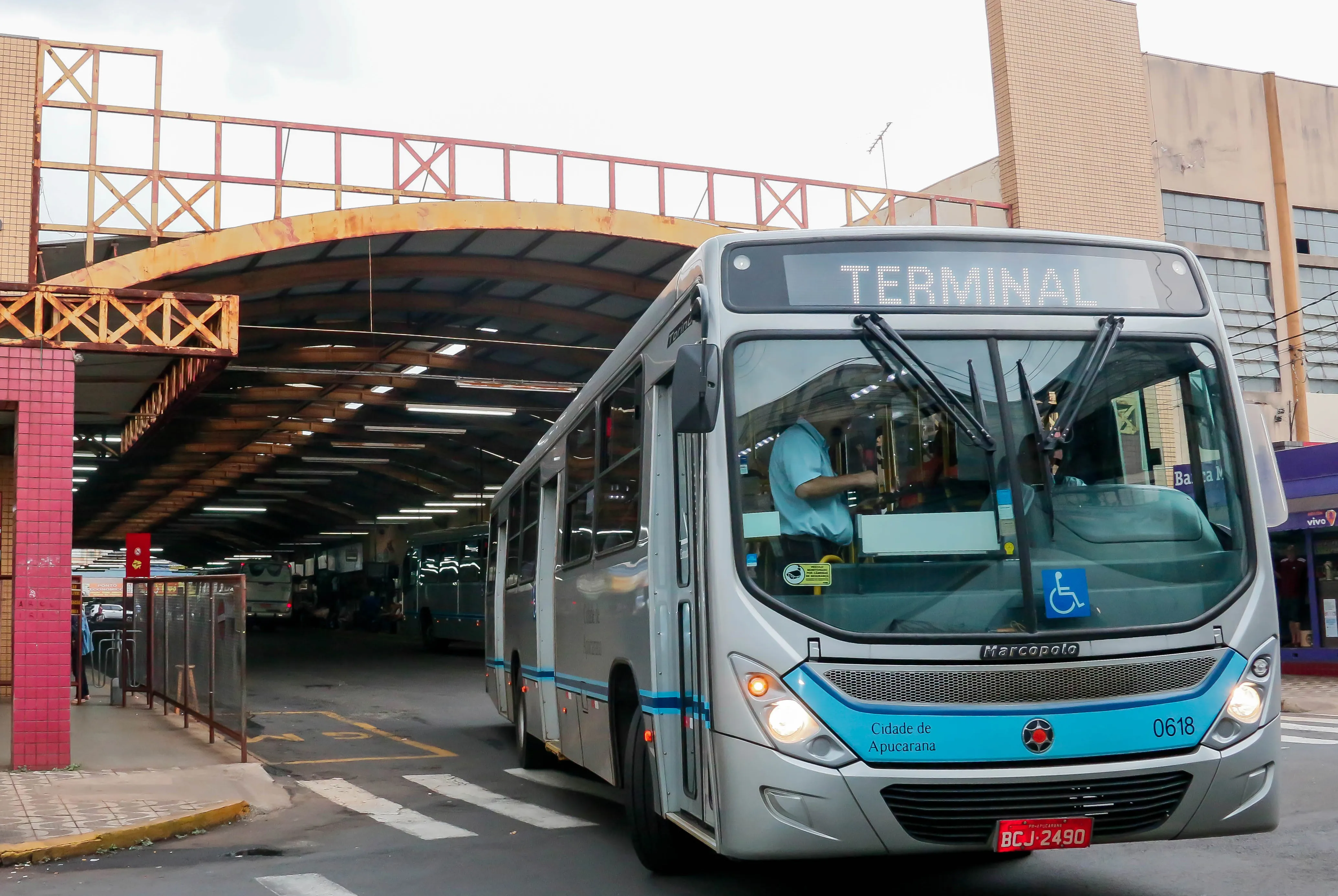 Imagem descritiva da notícia Apucarana terá ônibus gratuito até o Fórum Eleitoral