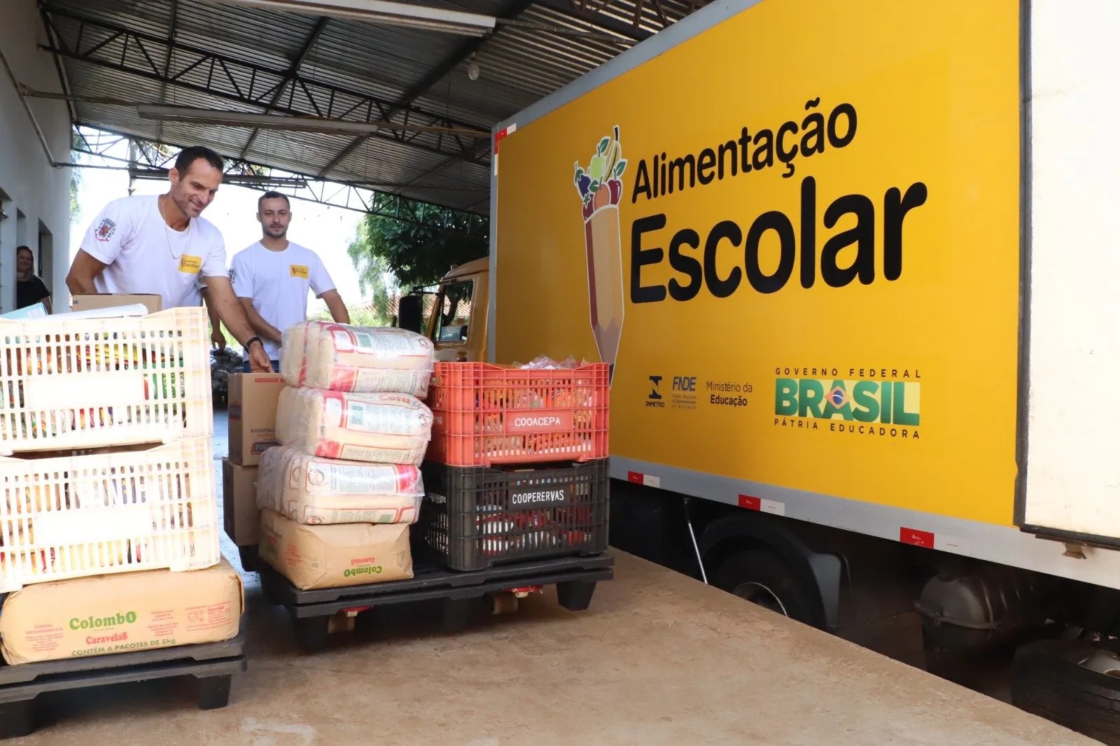 Imagem descritiva da notícia Arapongas serve quase 30 mil refeições por dia nas escolas