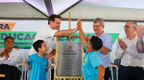 Imagem descritiva da notícia Ratinho Jr inaugura 1ª escola de educação especial estadual