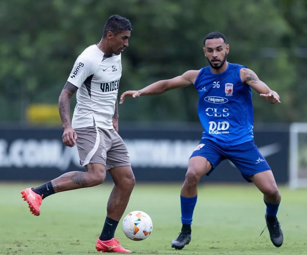 Imagem descritiva da notícia Corinthians recebe o Racing em jogo que marca saída de Paulinho