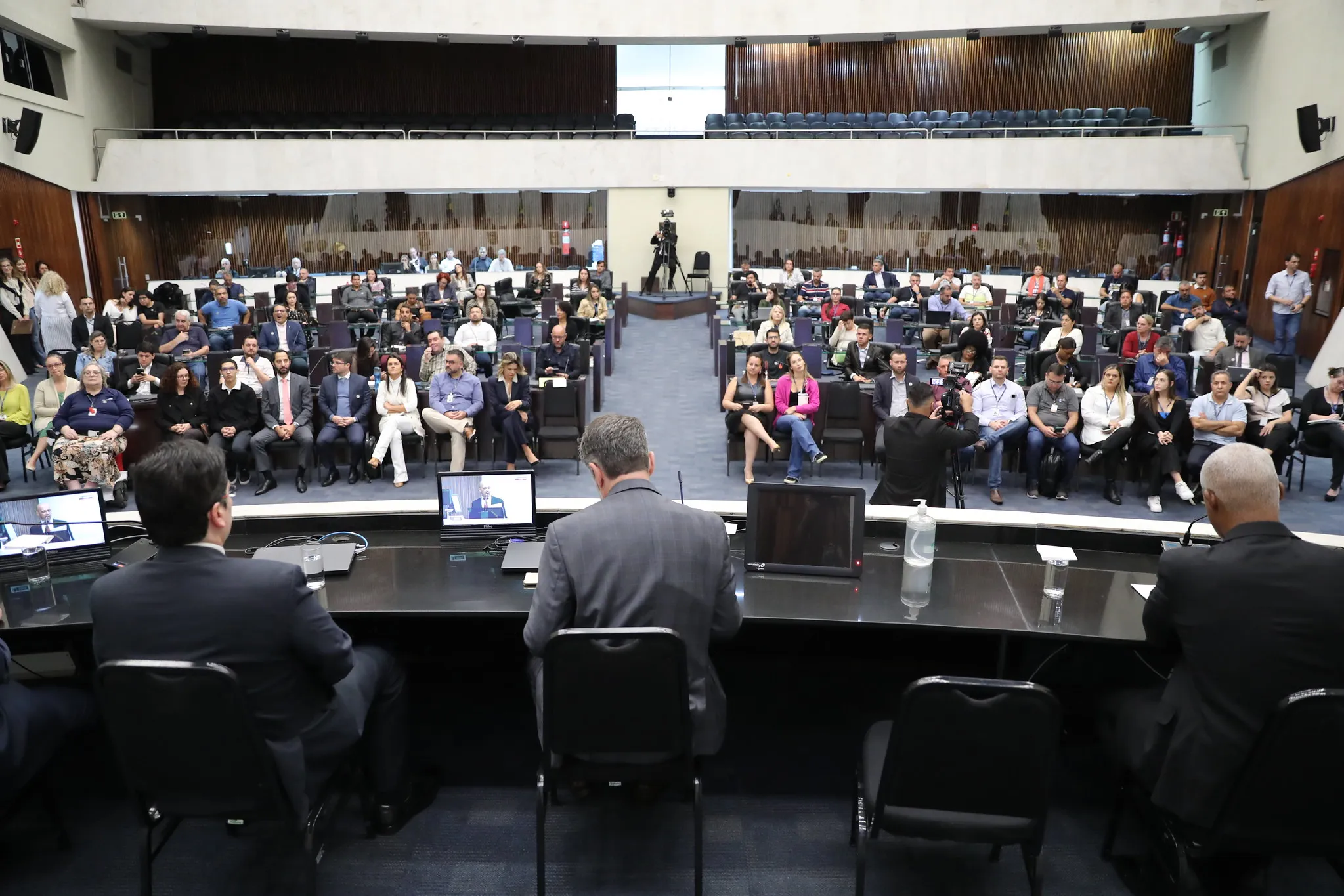 Imagem descritiva da notícia Assembleia esclarece condutas vedadas em período eleitoral