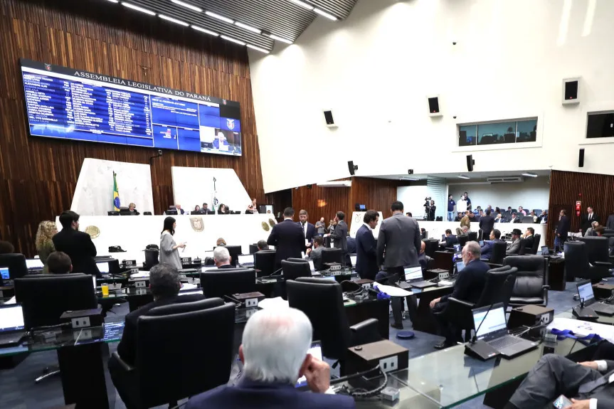 Imagem descritiva da notícia Assembleia propõe reflexão dentro dos presídios do PR