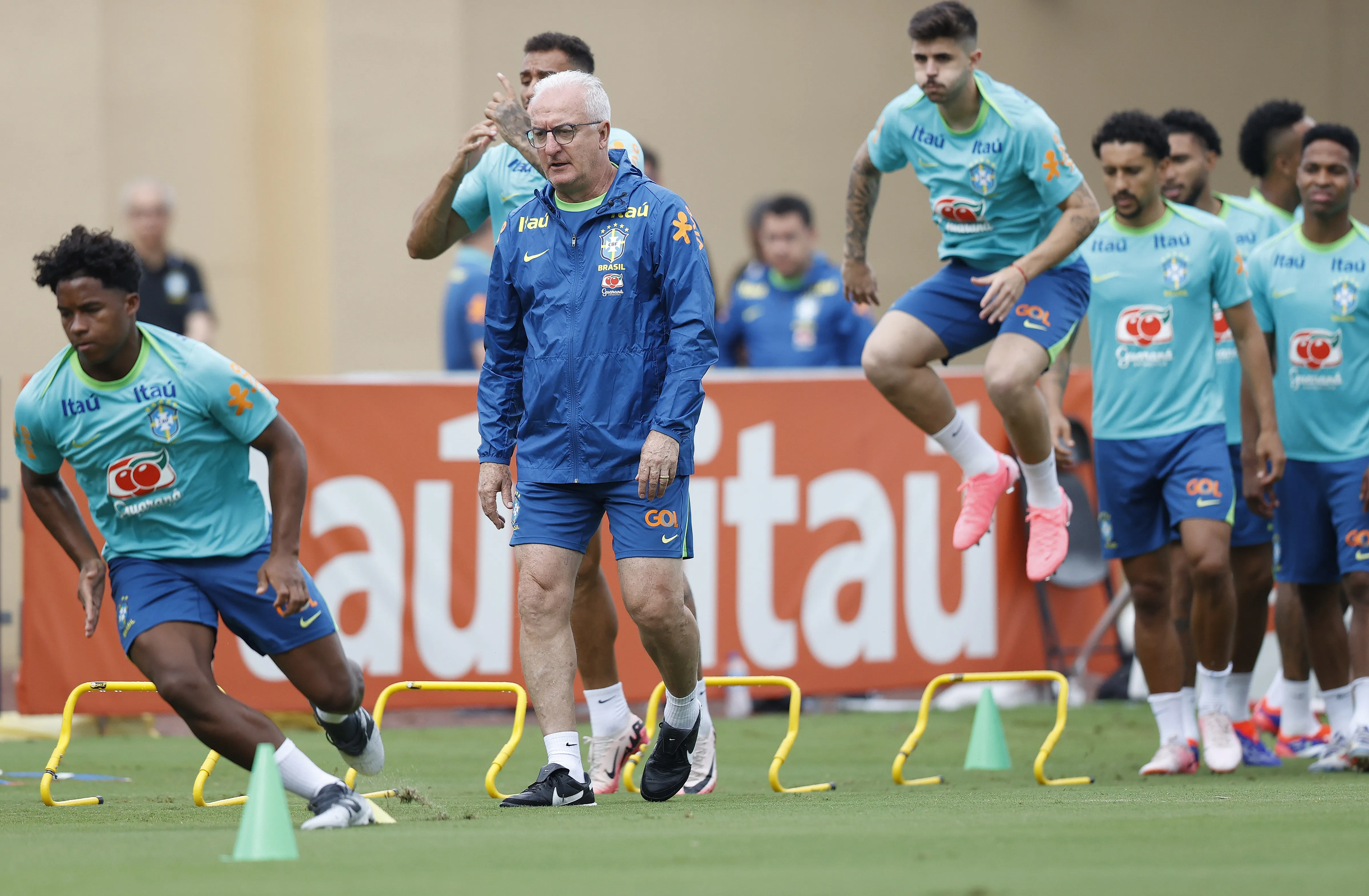 Imagem descritiva da notícia Brasil enfrenta a Costa Rica na estreia da Copa América