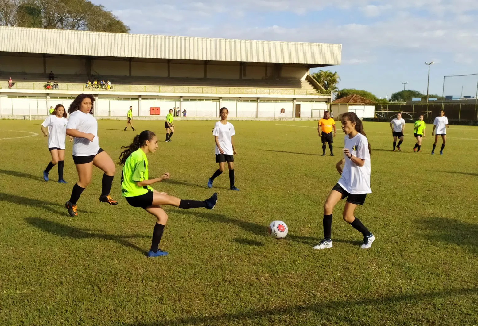 Imagem descritiva da notícia Congresso técnico da fase municipal do “Bom de Bola” será hoje