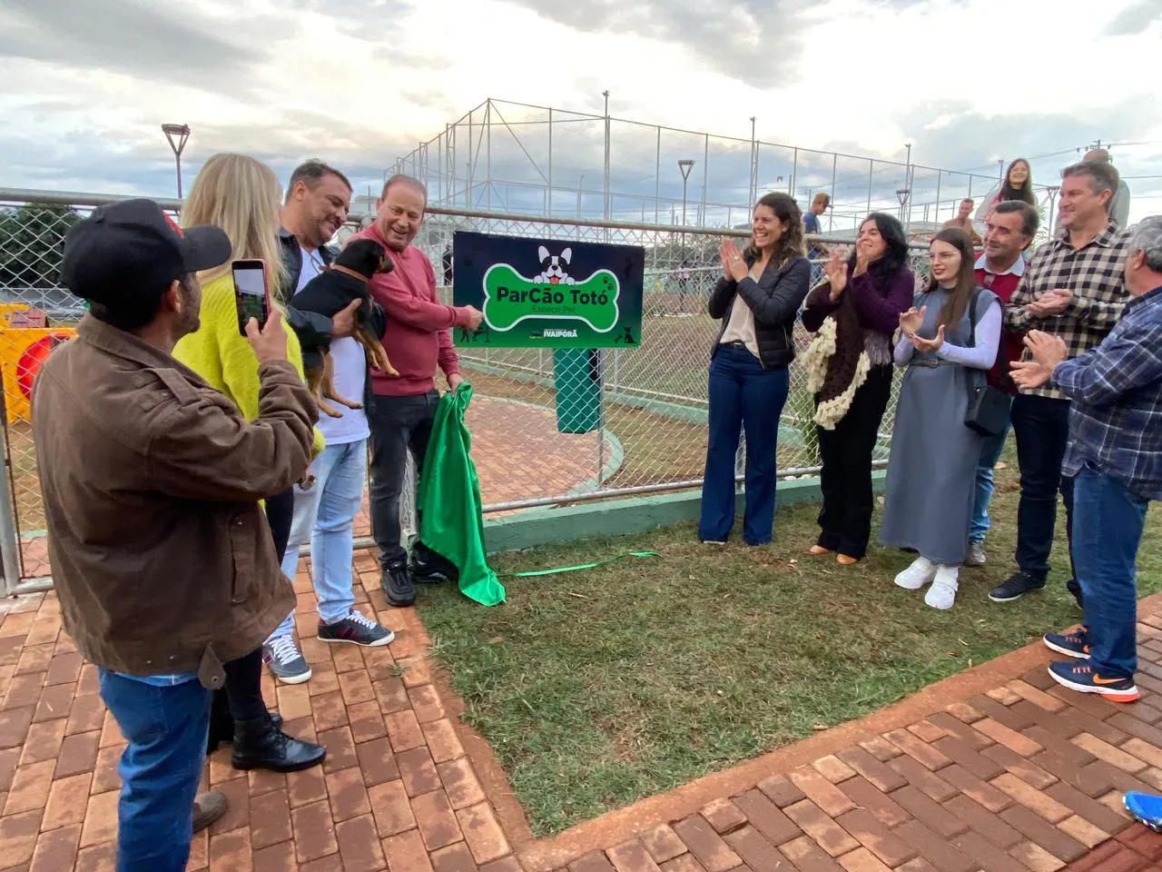 Imagem descritiva da notícia Ivaiporã entrega complexo de lazer no Jardim Casagrande