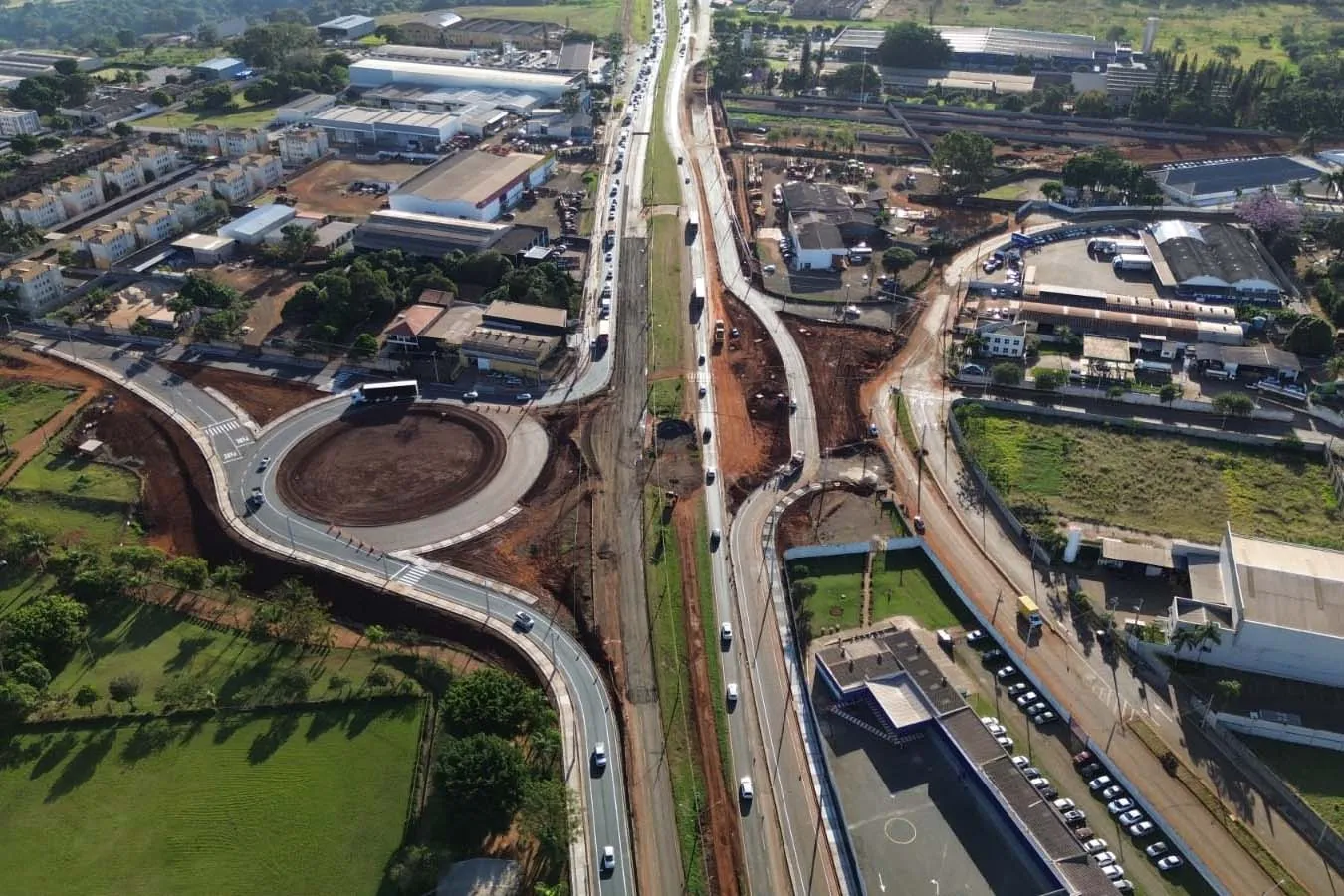 Imagem descritiva da notícia Paraná agiliza grandes obras rodoviárias