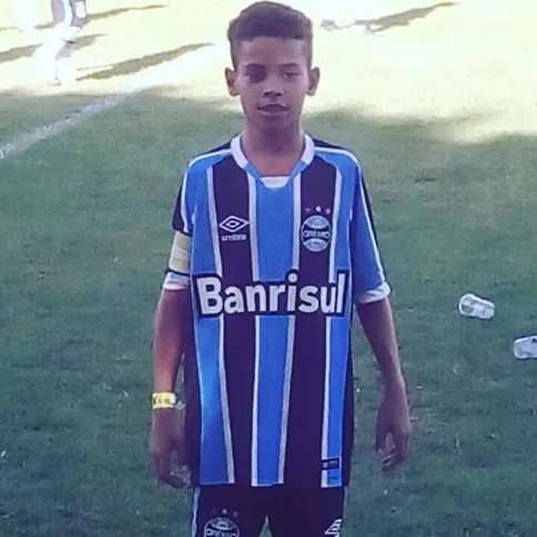 Imagem ilustrativa da imagem Garoto de Apucarana sobe de categoria no Grêmio