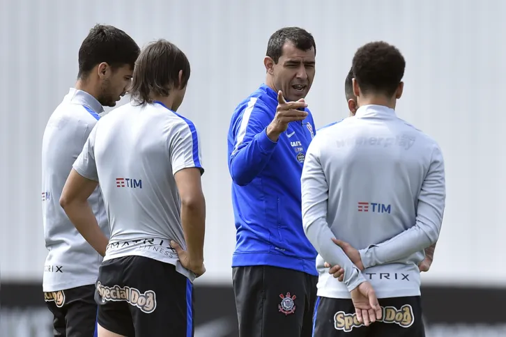 Imagem ilustrativa da imagem Corinthians visita o Atlético-GO e tenta manter o embalo