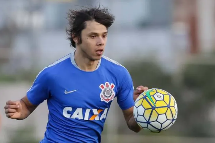 Imagem ilustrativa da imagem ​ Fluminense recebe o Corinthians para prolongar jejum do líder