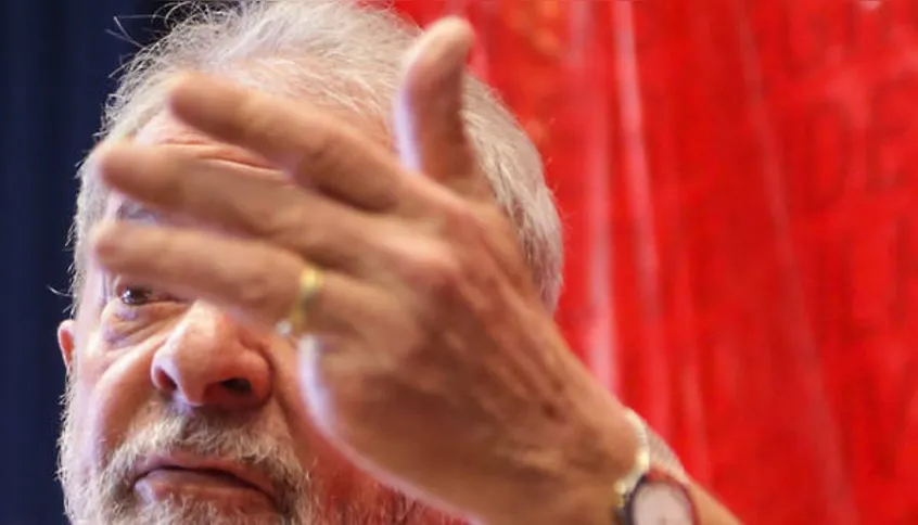 Imagem ilustrativa da imagem MPF denuncia Lula, Carvalho e mais cinco por corrupção passiva