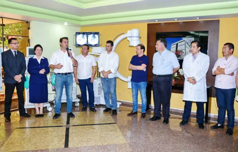 Imagem ilustrativa da imagem Ratinho Jr. entrega aparelhos ao Hospital da Providência
