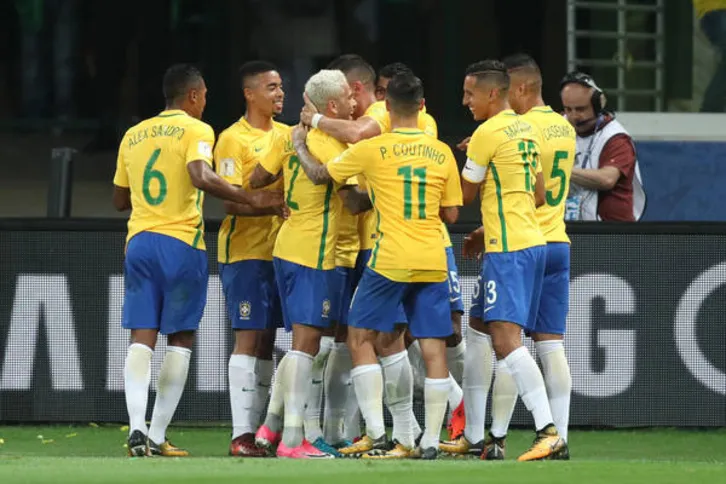 Imagem ilustrativa da imagem Brasil fecha eliminatórias com vitória