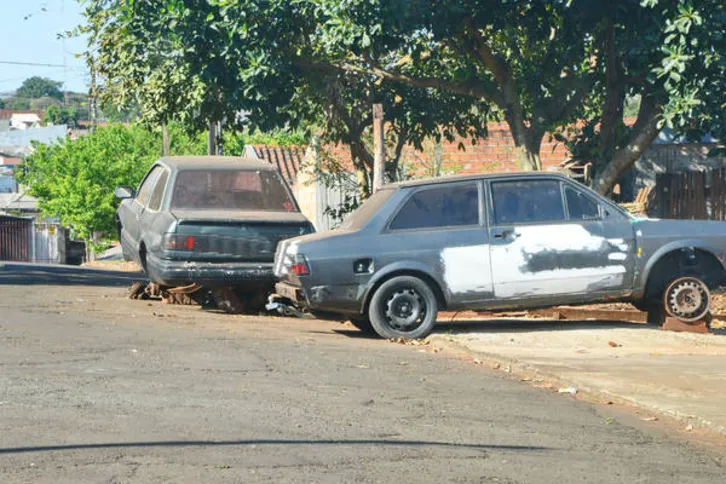 Imagem ilustrativa da imagem GM anuncia operação para recolher veículos abandonados em Apucarana
