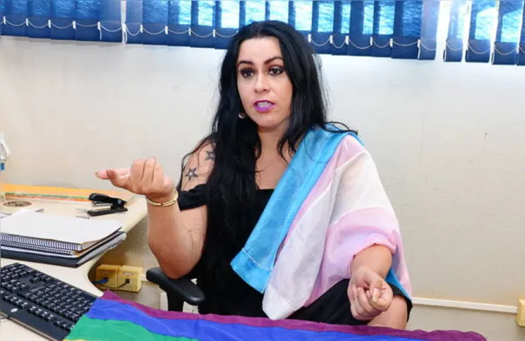 Imagem ilustrativa da imagem Apucarana vai ter candidata transexual a deputada federal