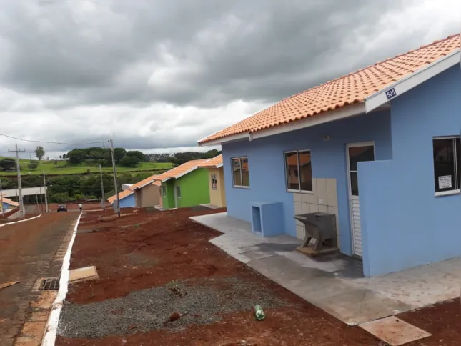 Imagem ilustrativa da imagem Governador fará entrega de 42 casas hoje em Novo Itacolomi