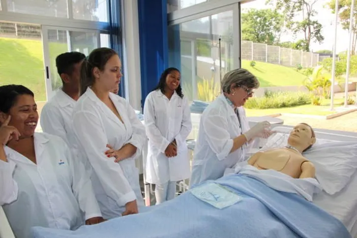 Imagem ilustrativa da imagem Desemprego gera 'corrida' por cursos de capacitação 