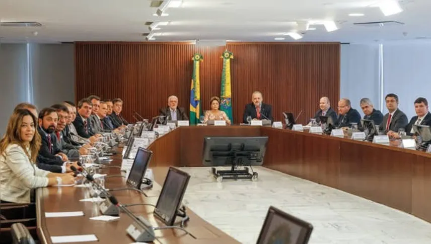 Imagem ilustrativa da imagem Prefeitos apoiam CPMF compartilhada com municípios
